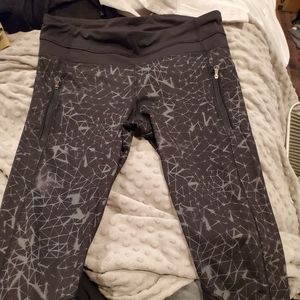 Lululemon size 8 leggings